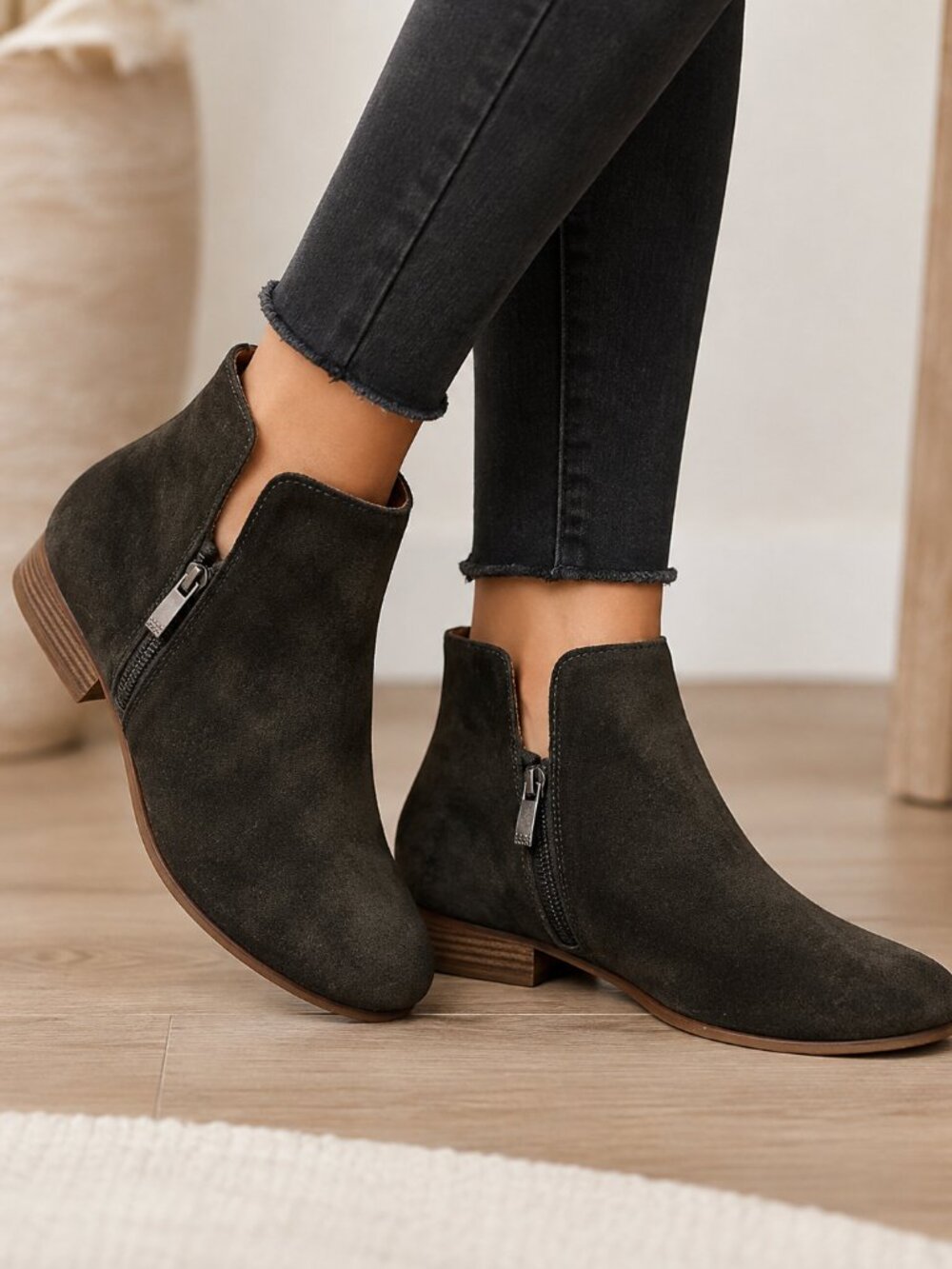 Eric Michael Women's 39  Boots Isabella Double Zip Ankle Gray Suede